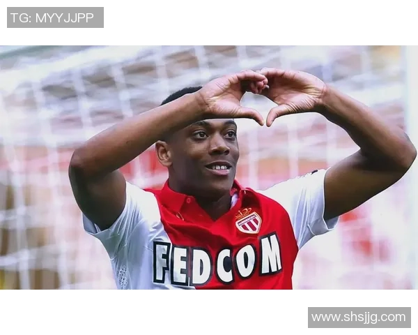 法国现役足球球星赛场风采与未来发展趋势解析