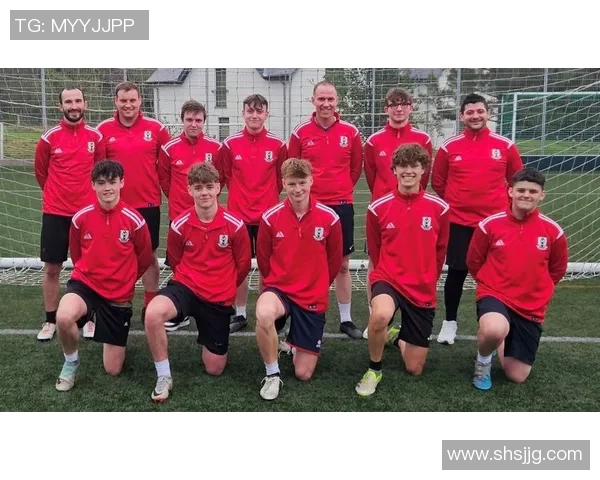 德甲球队新赛季引援盘点 足球员加盟助力球队实力提升 德甲球队新赛季引援盘点 足球员加盟助力球队实力提升